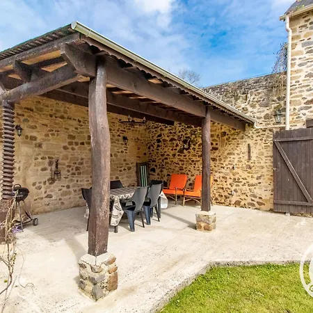 De Charme Avec Jardin, Proche De Doue-en-anjou, Ideal Pour Famille Ou Amis! - Fr-1-622-10