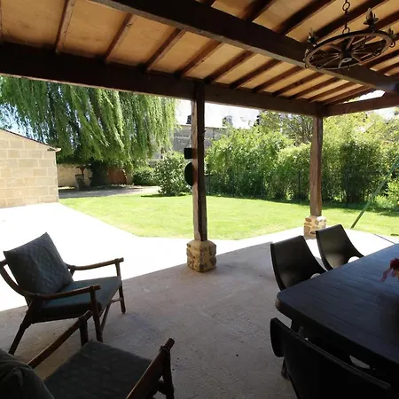 De Charme Avec Jardin, Proche De Doue-en-anjou, Ideal Pour Famille Ou Amis! - Fr-1-622-10 *